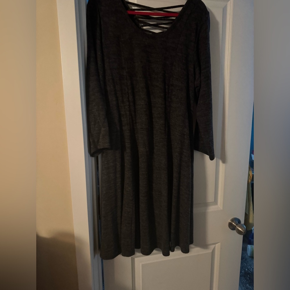 Torrid size 1 gray dress with pocketsts